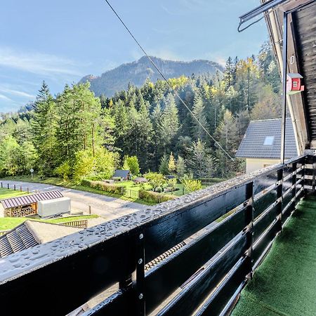 Idyllic Triglav Forest Retreat - Alps, Trails, Lakes, Falls 모스트라나 외부 사진