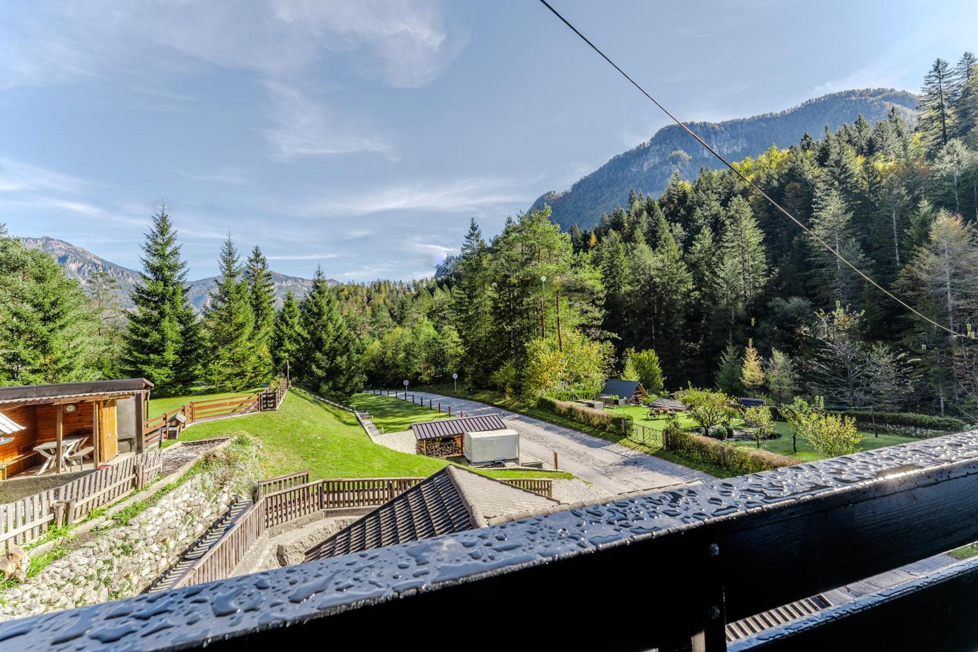 Idyllic Triglav Forest Retreat - Alps, Trails, Lakes, Falls 모스트라나 외부 사진